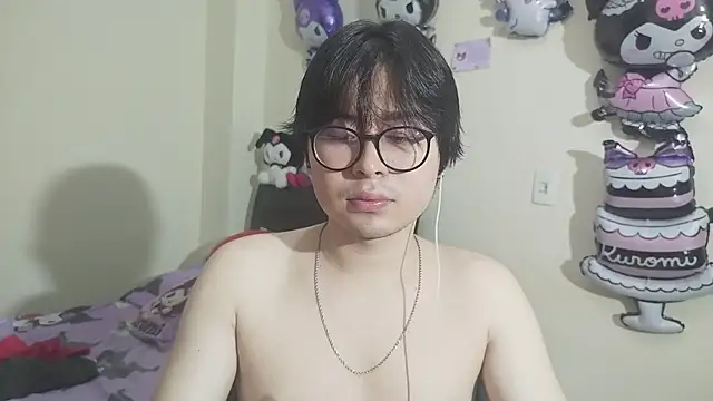 Snapshot of kuromi_boy chatting on 05-23-26, 10:36 kuromi boy online show from 05-23-26, 10:36