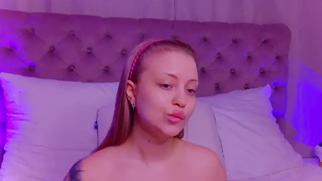 DorissHilton online show from 05-21-26, 06:04