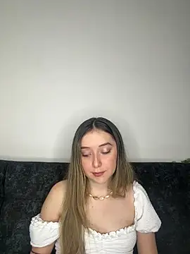 Sarisloves online show from 07-24-26, 02:42
