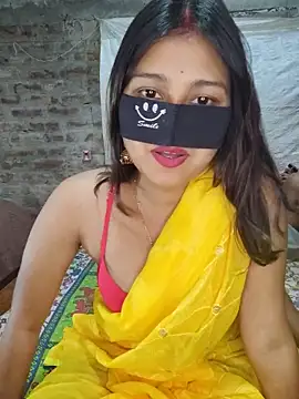 Snapshot of Quotefungirl chatting on 05-18-26, 05:08 Quotefungirl online show from 05-18-26, 05:08