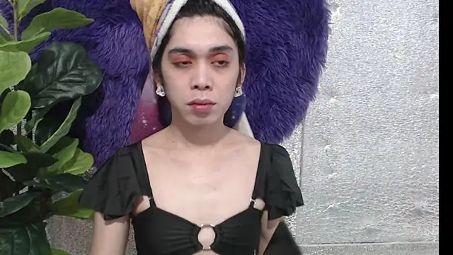 RoseAmarie online show from 05-25-26, 12:11