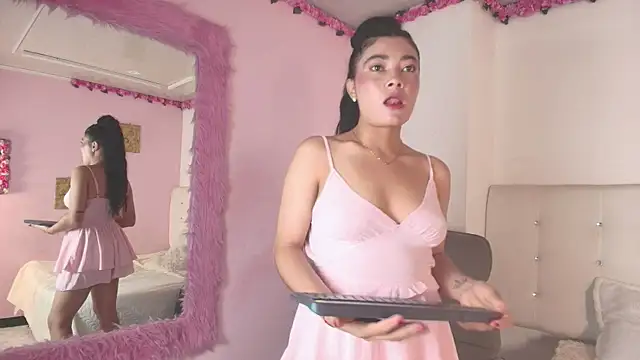 emilly duque online show from 07-04-26, 03:24