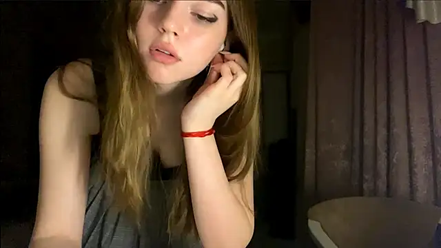 MollyAdersons online show from 05-15-26, 06:26