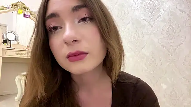 Snapshot of Rosie_Sweety chatting on 05-25-26, 07:20 Rosie Sweety online show from 05-25-26, 07:20