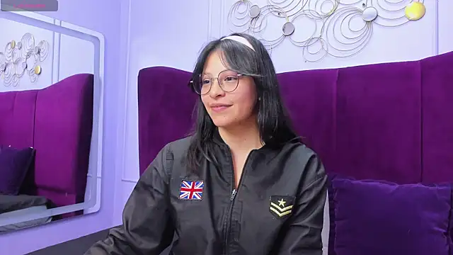 Victoria Lauren online show from 05-26-26, 02:46