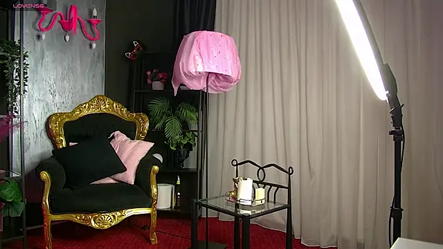 StepsisCeline online show from 05-19-26, 08:53