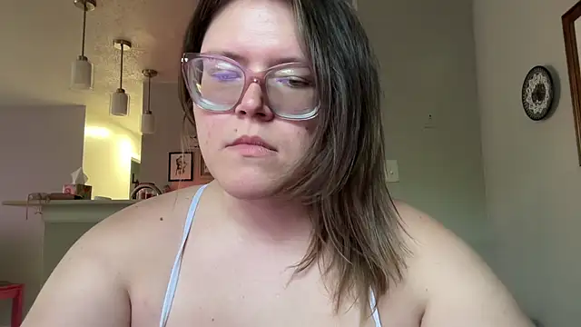 cozyqt94 online show from 05-18-26, 09:09