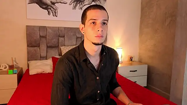 isaacblaze  online show from 05-24-26, 04:06