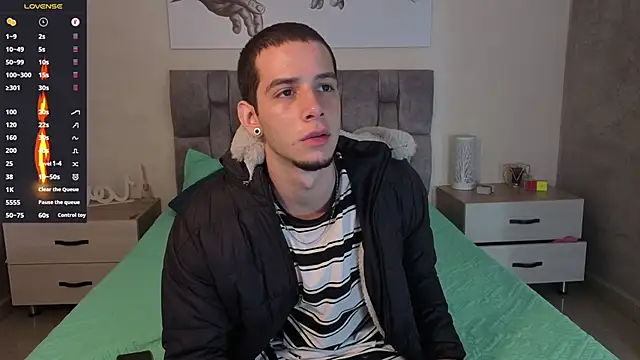 isaacblaze  online show from 06-02-26, 03:52