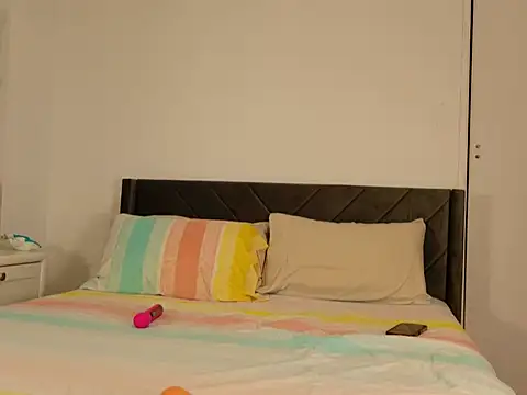 pink saray online show from 05-26-26, 01:23