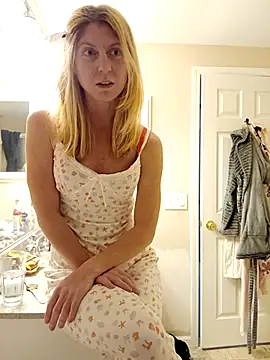 daddys girl333 online show from 06-13-26, 04:54