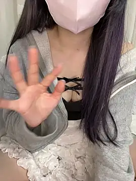 luna sleepy online show from 05-29-26, 02:37