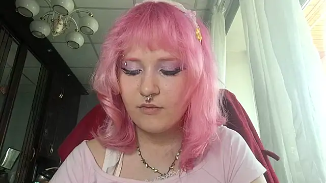 KamiBleich online show from 05-21-26, 10:44
