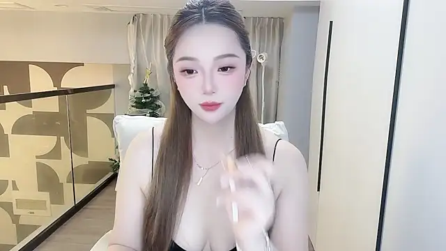 Snapshot of Amara-66 chatting on 05-19-26, 11:38 Amara-66 online show from 05-19-26, 11:38