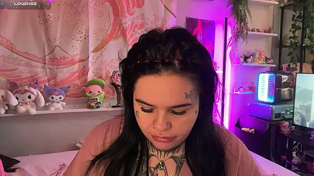 BigBootyHolly online show from 07-20-26, 12:51