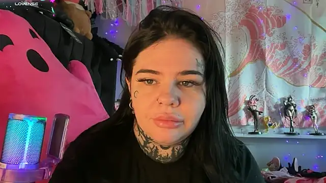 BigBootyHolly online show from 07-25-26, 08:56