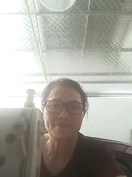Vieekee online show from 06-22-26, 05:59