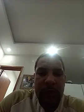 Snapshot of Tomaajek chatting on 07-05-26, 11:56 Tomaajek online show from 07-05-26, 11:56