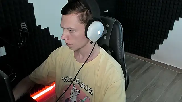 More than friend online show from 07-02-26, 01:17