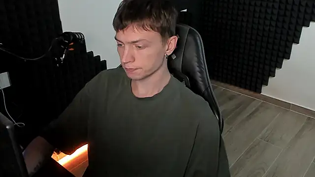 More than friend online show from 07-16-26, 01:17