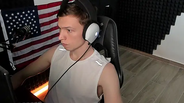 More than friend online show from 07-20-26, 02:41