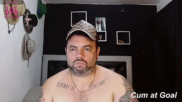 Snapshot of perverseveteranmanxxx chatting on 01-07-25, 04:29 perverseveteranmanxxx online show from 01-07-25, 04:29