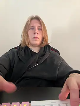 Hirtay online show from 05-27-26, 06:43