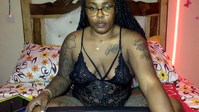 creamyamber online show from 04-07-26, 01:39