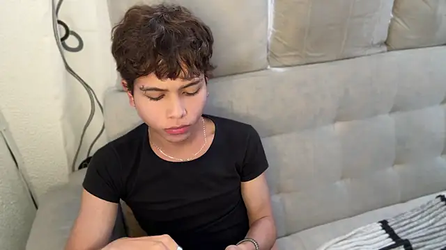 DanteSaint online show from 06-11-26, 02:04
