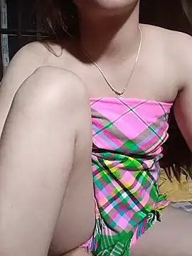 Snapshot of gelyly chatting on 06-07-26, 04:00 gelyly online show from 06-07-26, 04:00
