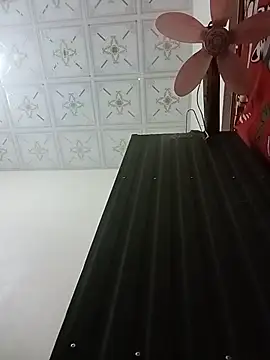 Mei iu online show from 05-18-26, 07:41