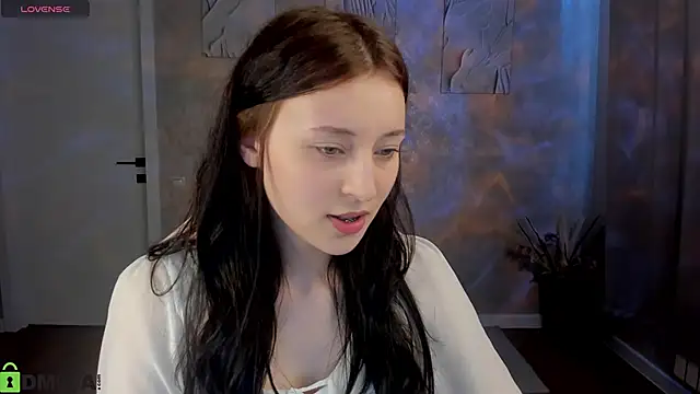 Tracey Gill online show from 06-07-26, 09:24