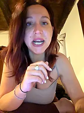 Nicolevellori online show from 05-15-26, 05:14