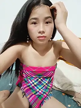 Snapshot of Kirix_adra chatting on 05-26-26, 10:55 Kirix adra online show from 05-26-26, 10:55