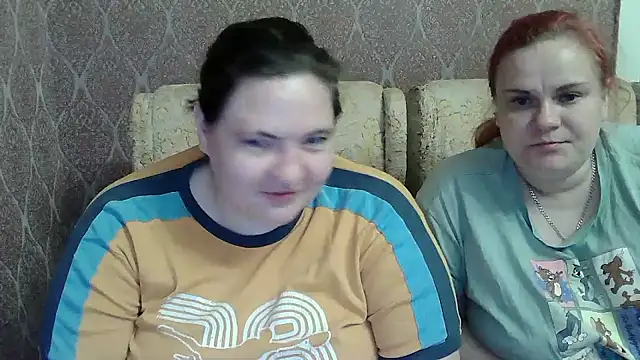 TiffanyLenee online show from 05-27-26, 06:38