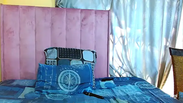 SexySlimTeaXx online show from 07-12-26, 12:29