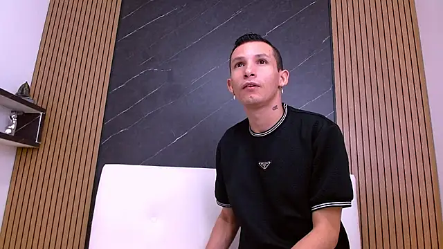 Isak Berekoa online show from 05-21-26, 02:51