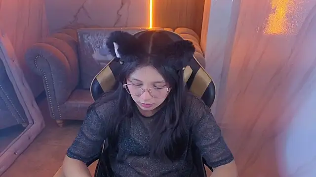 HoneyDoll tf online show from 07-15-26, 01:05