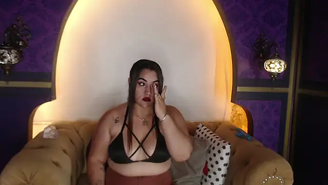 Snapshot of Ainoa_Ruiz chatting on 05-27-26, 05:54 Ainoa Ruiz online show from 05-27-26, 05:54