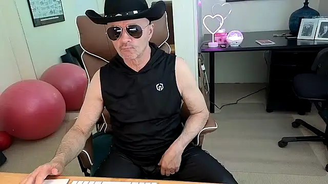 hotdadbod online show from 05-09-26, 08:47