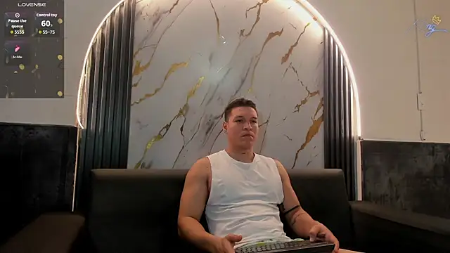 lucassimone  online show from 05-19-26, 03:46