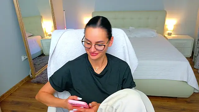 BabyyGirll  online show from 07-24-26, 05:05