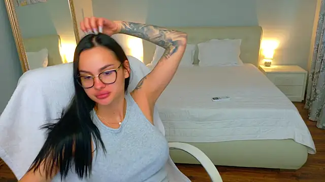 BabyyGirll  online show from 07-29-26, 04:43