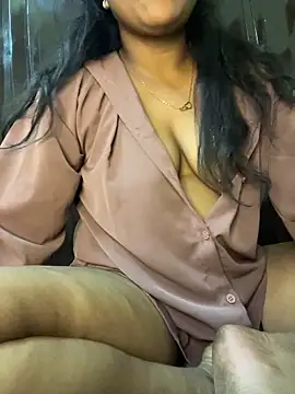 shivani099 online show from 05-23-26, 10:52