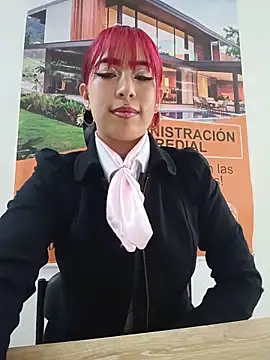 Snapshot of JULIETH__05 chatting on 05-19-26, 04:46 JULIETH 05 online show from 05-19-26, 04:46
