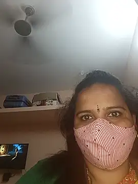 pirainilla online show from 06-30-26, 04:52