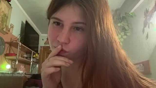 EmmaLovelyBB online show from 05-24-26, 06:46