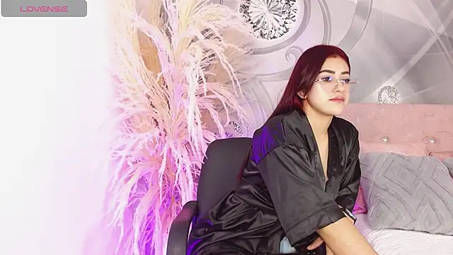 Ana sofia13 online show from 05-19-26, 02:23