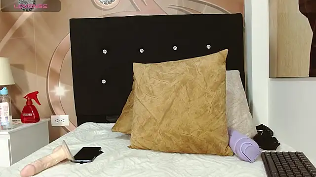 Ana sofia13 online show from 07-28-26, 04:39
