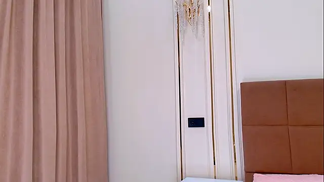 maddie perezz online show from 05-26-26, 08:27